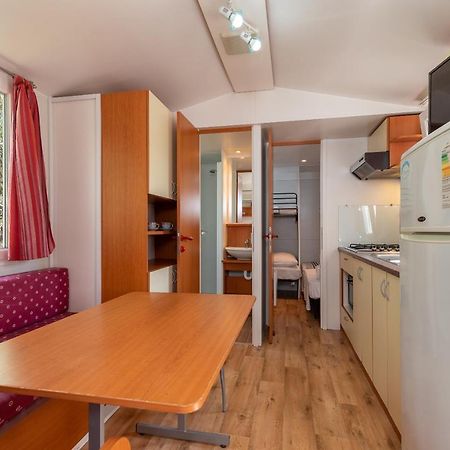 'Olive Grove' Camping House-Near The Beach Divulje 外观 照片