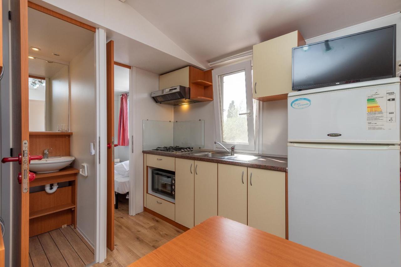 'Olive Grove' Camping House-Near The Beach Divulje 外观 照片